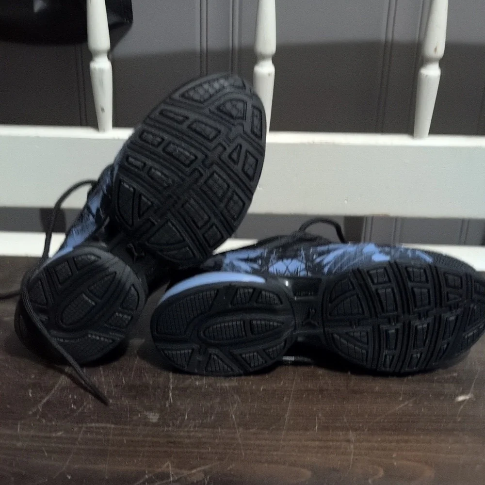 PUMA RUNNING SHOES - Picture 6 of 7